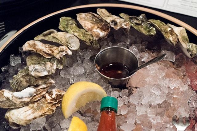 Admire the Views While Dining From the Raw Bar at Thames Street Oyster House